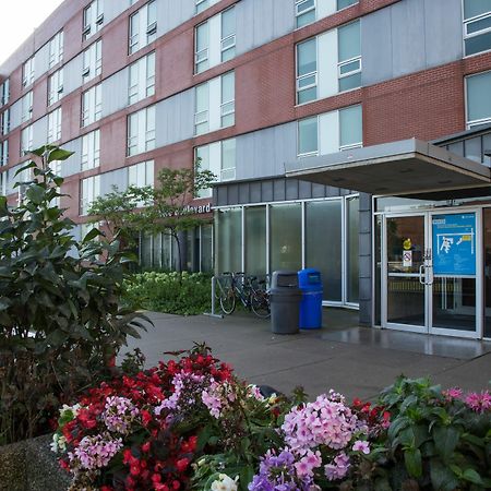 Humber College Lakeshore Campus Residence โตรอนโต ภายนอก รูปภาพ