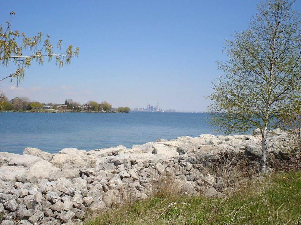 Humber College Lakeshore Campus Residence โตรอนโต ภายนอก รูปภาพ