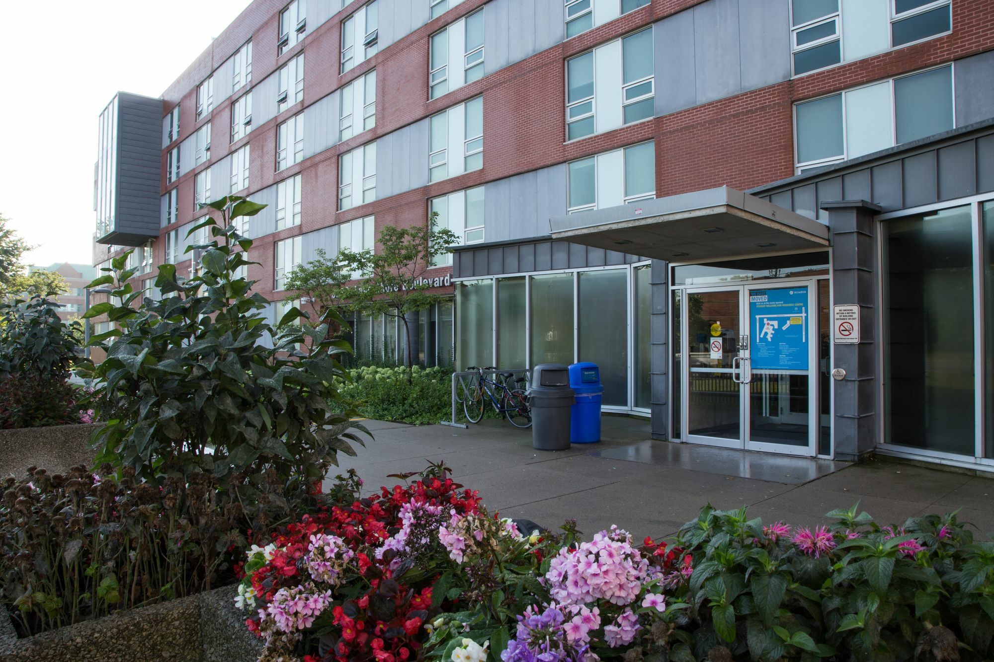 Humber College Lakeshore Campus Residence โตรอนโต ภายนอก รูปภาพ