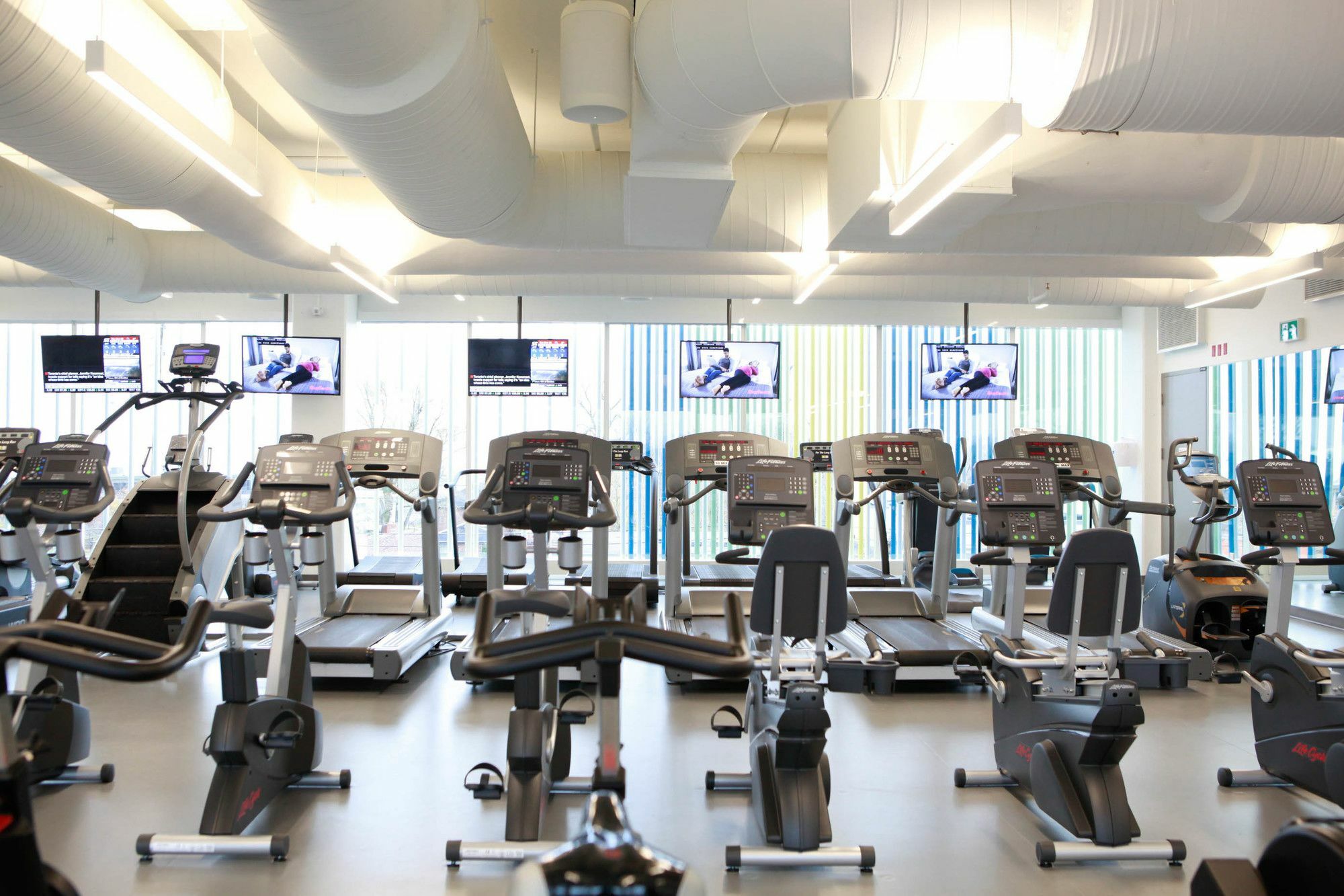 Humber College Lakeshore Campus Residence โตรอนโต ภายนอก รูปภาพ