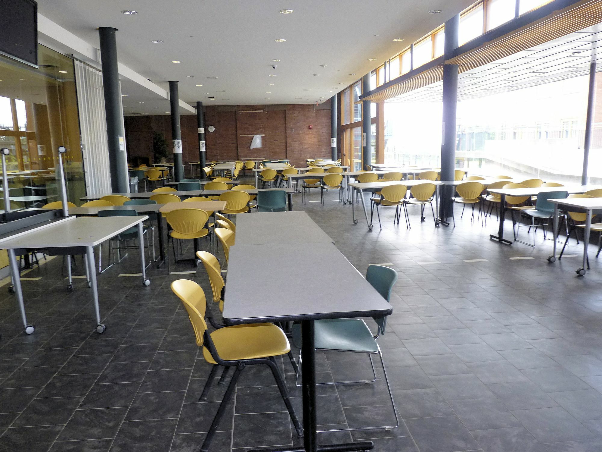 Humber College Lakeshore Campus Residence โตรอนโต ภายนอก รูปภาพ